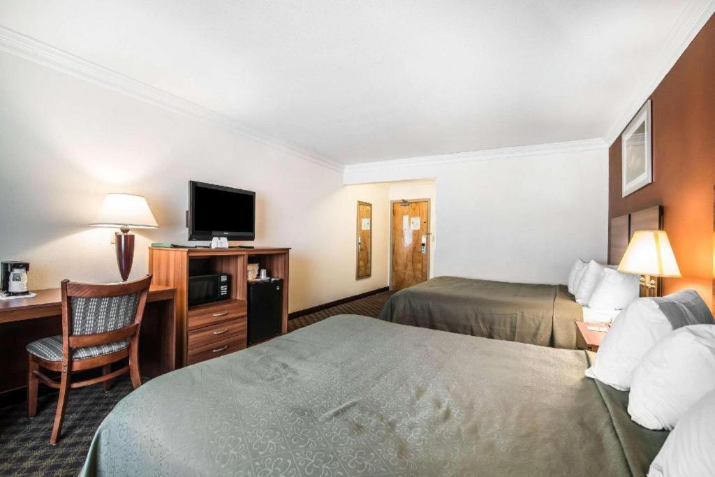 Quality Inn Rutland Buitenkant foto