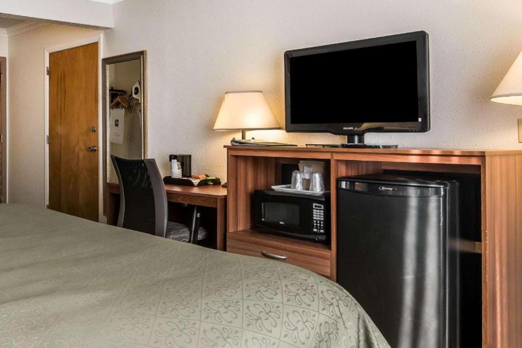 Quality Inn Rutland Buitenkant foto
