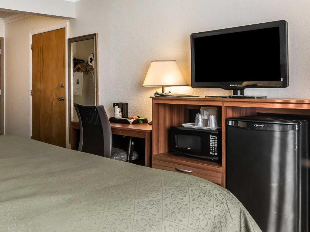 Quality Inn Rutland Buitenkant foto
